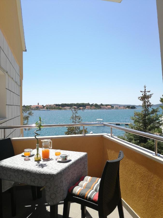 Apartmani Nevena Brodarica  Extérieur photo